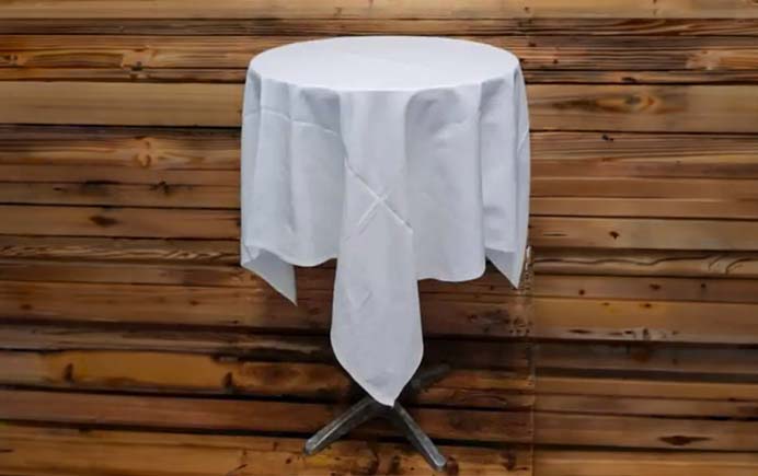 Stehtisch Metall mit Tischtuch