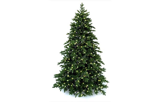 Weichnachtsbaum mit Lichterkette
